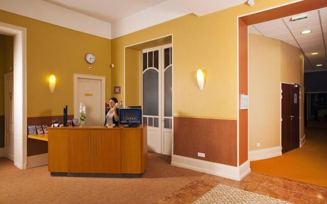 Les Thermes & Le Metropol