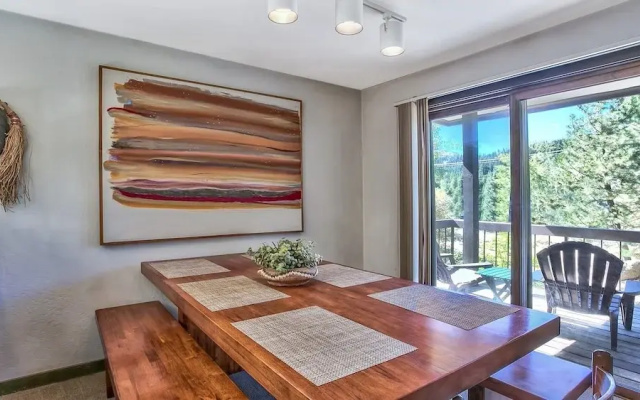 227 Squaw Valley Road Condo