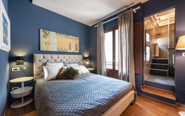 HEART OF FLORENCE Pitti 2 Bed-Apartment! hosted by Sweetstay