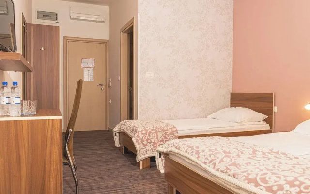 Hotel Lavender - Oleander Resort