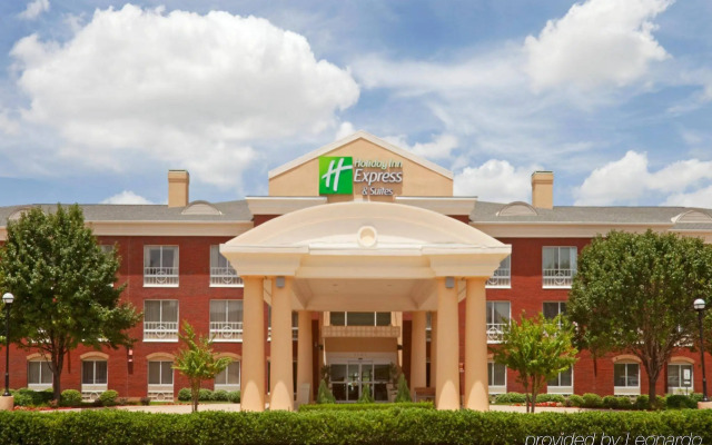 Holiday Inn Express & Suites Plano West - Frisco by IHG