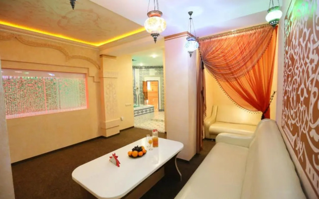 Ayan Hotel