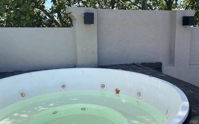 Art House Palermo BBQ jacuzzi  Breakfast