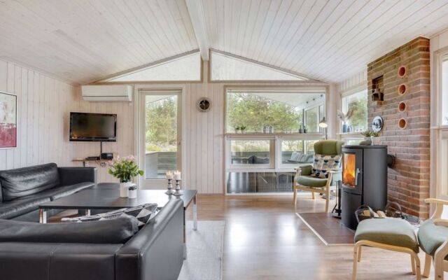 "Aafje" - 3.9km from the sea in Western Jutland