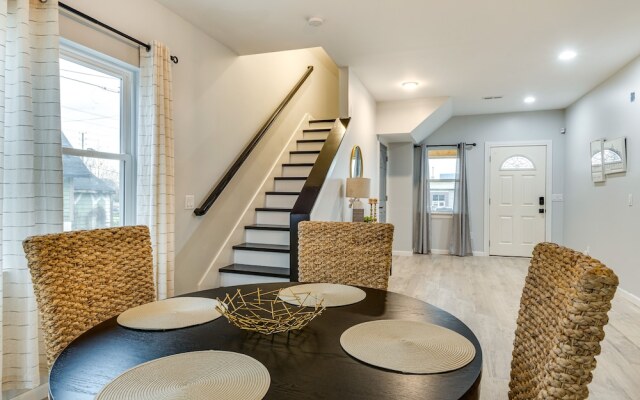 Modern Indianapolis Home < 2 Mi to Downtown!