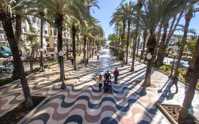 Lux City Loft in front of the Port