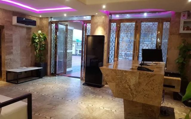 Axion Hotel