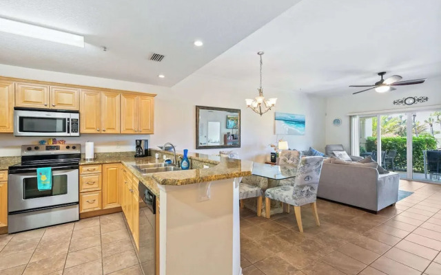 Beachfront Bliss: St. Augustine 2BD Luxury