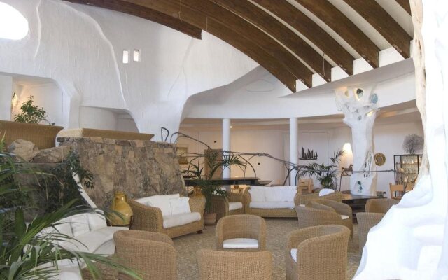 Hotel Resort & Spa Baia Caddinas