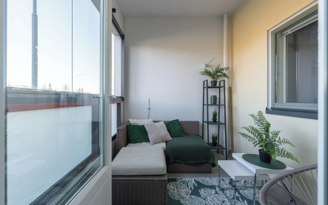 Homelike 1BR Apt. with Sauna & Parking