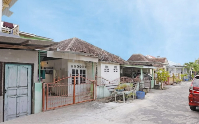 Wisma Pinggir Mitra RedDoorz