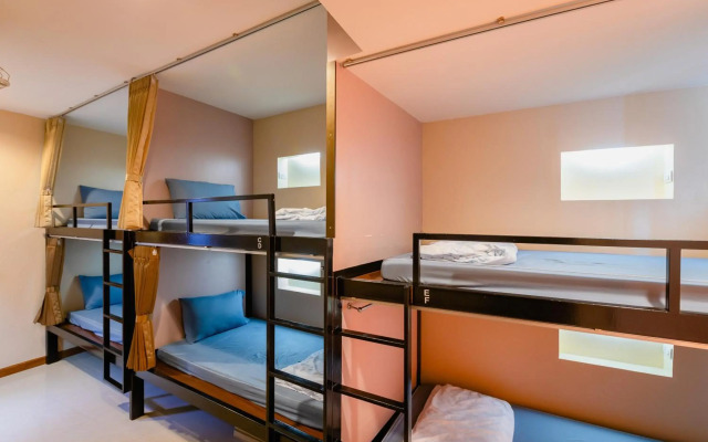Restiny Hostel