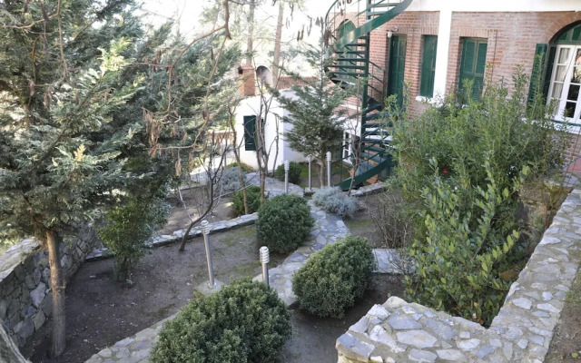 Semiramis ?otel