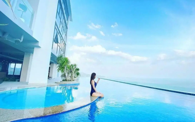 Scenia Bay Residences