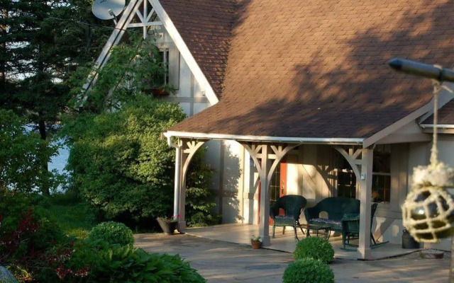 Seawind Landing Country Inn