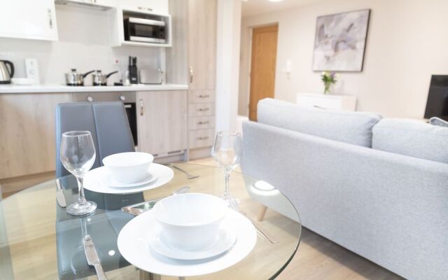 Citystay - Hinton House