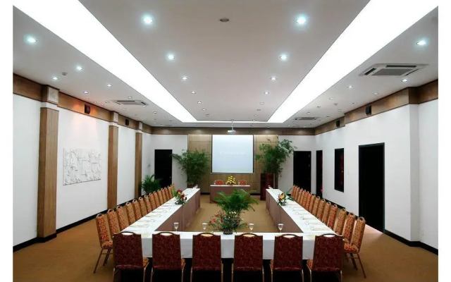 Bamboo Village Beach Resort & Spa