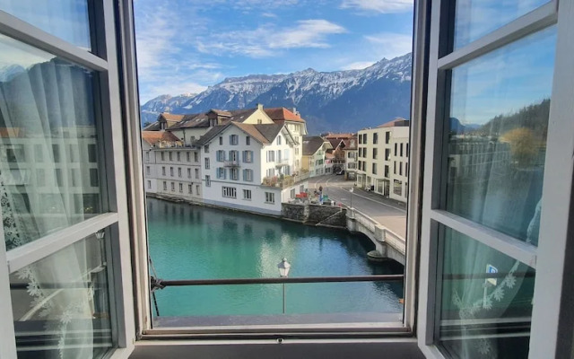 The Aarburg Hotel & Café