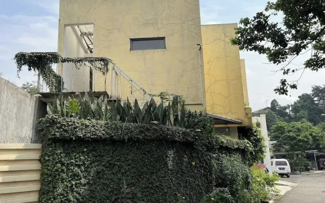 Rumah Kuning Syariah