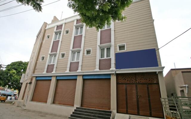 Sri Rugmani Residency by OYO Rooms