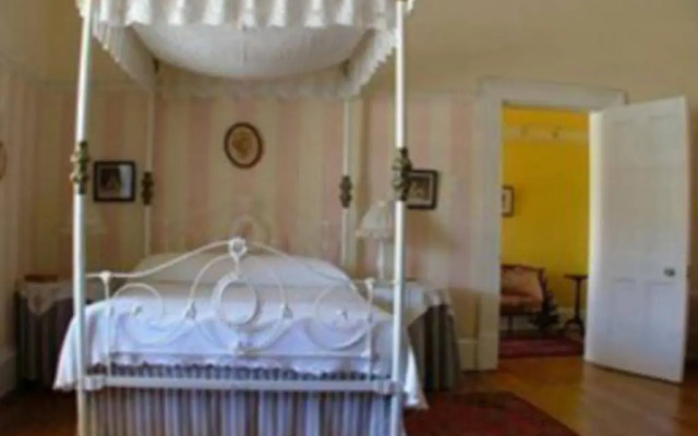 Global Summer Hotel