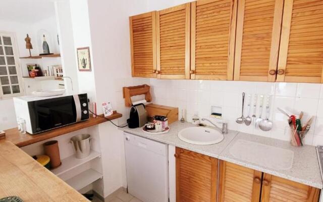 Beautiful country house with garden