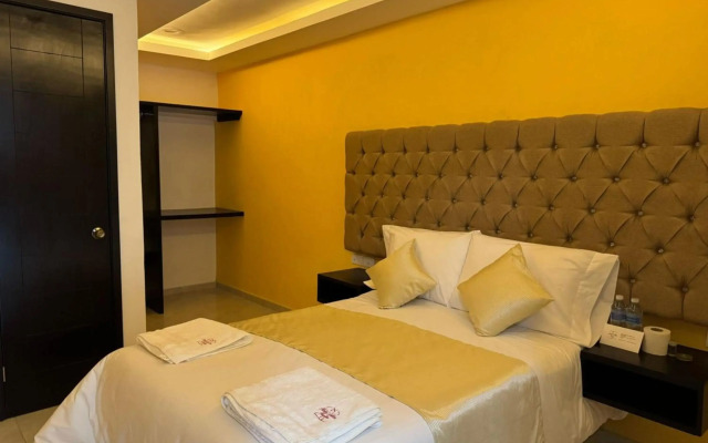 OYO Hotel Familiar Tollan