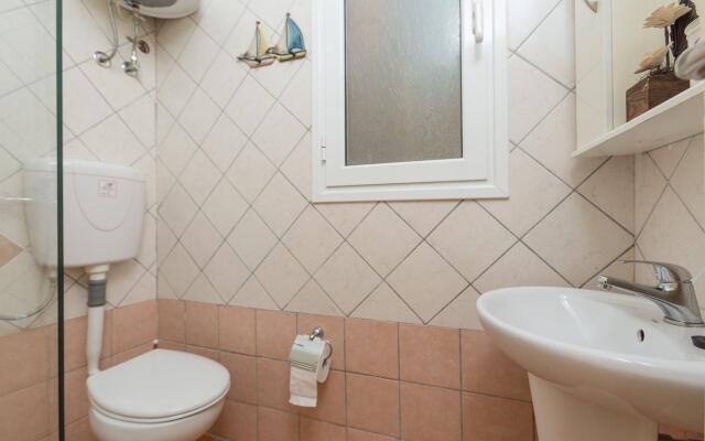 Effie Apartment in