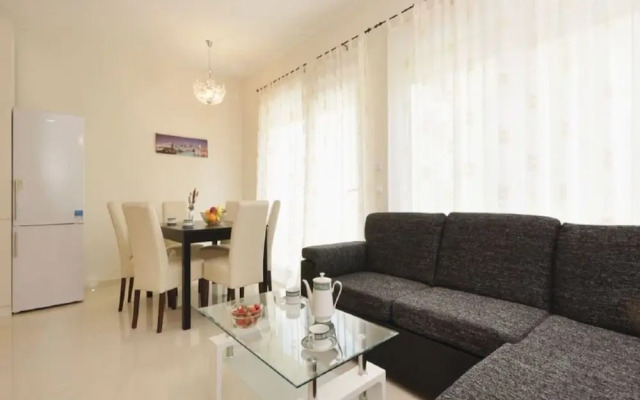 Silvi - With Large Terrace - H