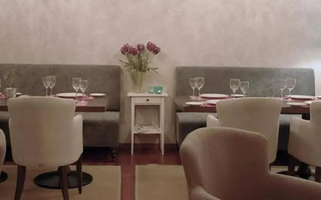 Nepheli Hotel