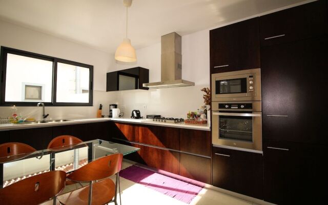 Casa da Graça by Analodges