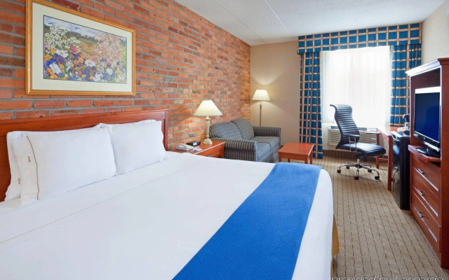 Holiday Inn Express Toronto East - Scarborough by IHG