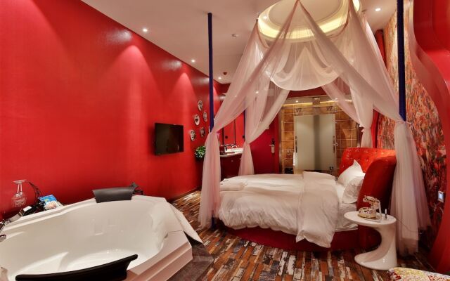 Yunxi Art Theme Hotel