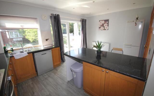 Hounslow House