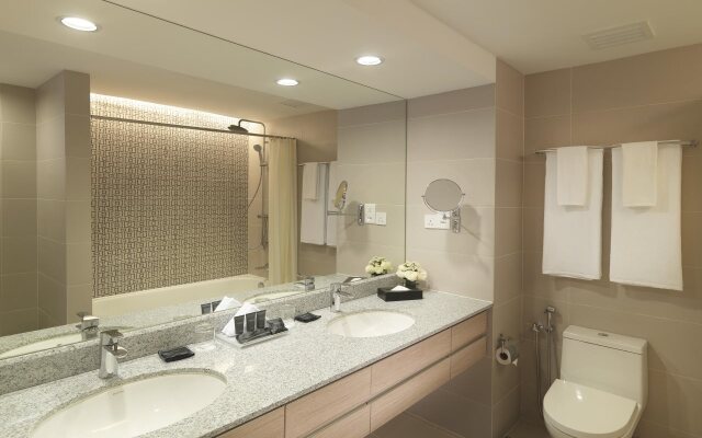 Ambassador Row Hotel Suites by Lanson Place