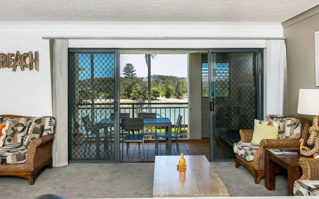 Sunrise Cove Holiday Apartments