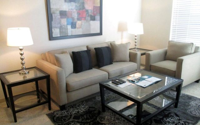 Global Luxury Suites at Villa Street
