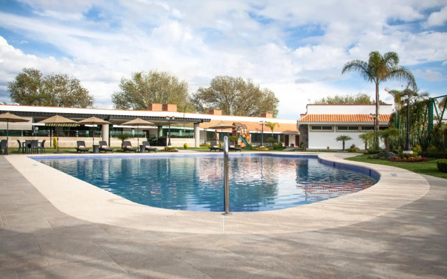 Hotel Ecce Inn & Spa