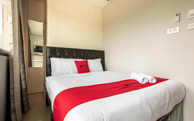 RedDoorz near Tanjung Duren 2 – Guest Rooms – Jakarta