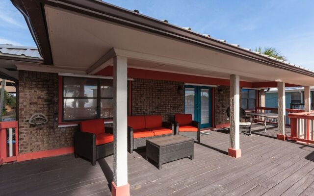 Sandy's Beach House by ZIA VR