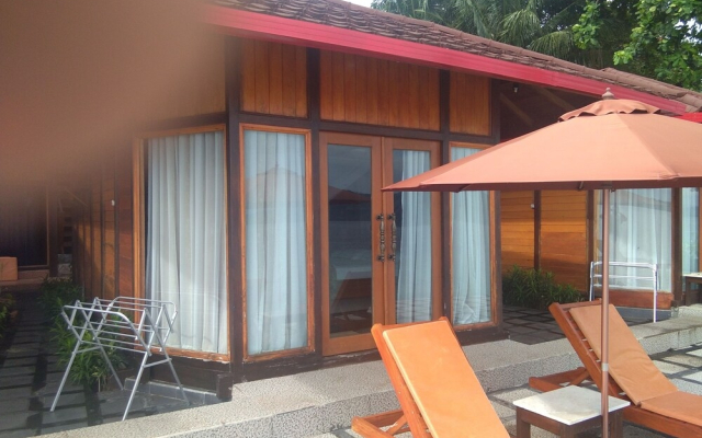 Tanta Moon Luxury Villas Siladen Island