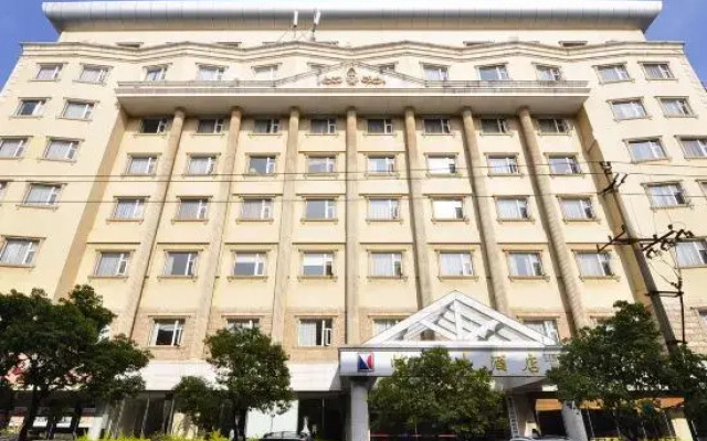 Kunming Lincang Hotel