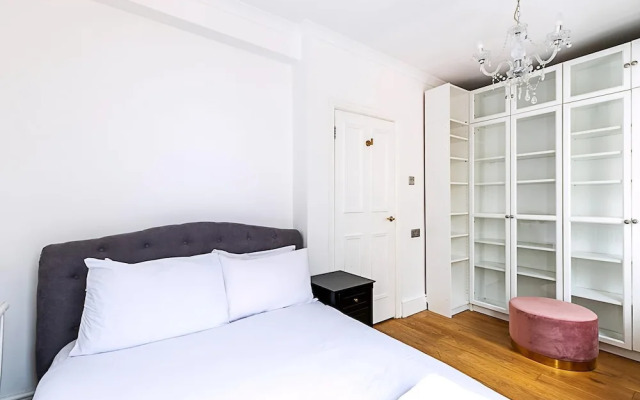 Spacious 4-bed House Near Liverpool St