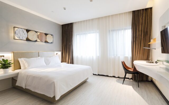 ibis Styles Chengdu Chunxi Taikoo Li Hotel