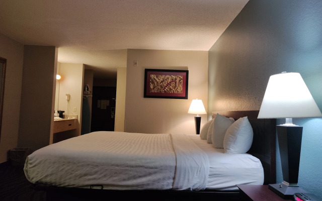 Baymont Inn & Suites by Wyndham Lincoln NE