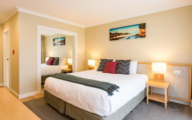 Paihia Beach Resort & Spa Hotel