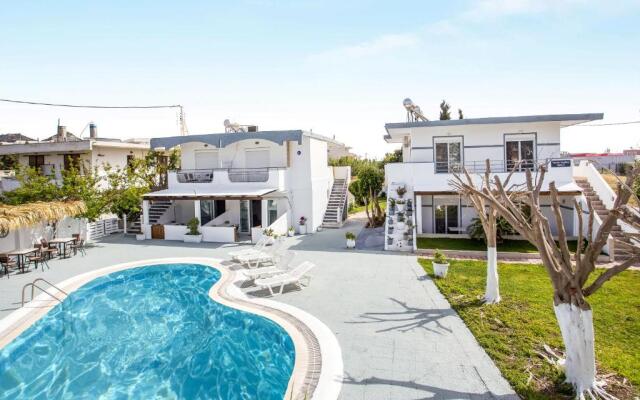 Toulas Studios & Apts No2