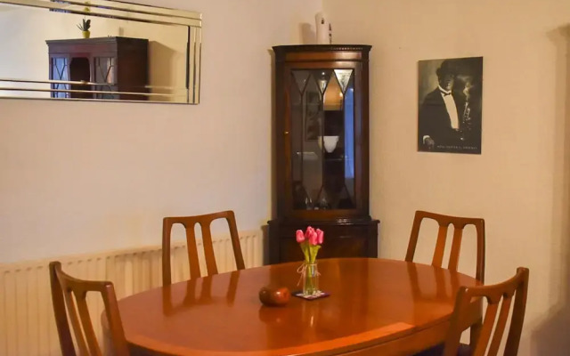 Bright & Spacious 2 bed Flat in Peaceful Hove