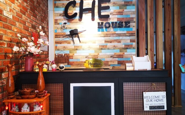 Dalat Che House