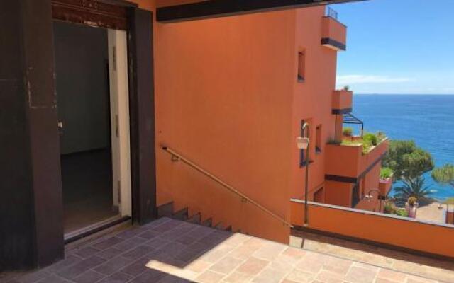 Flat 1 Bedroom 1 Bathroom - Varazze
